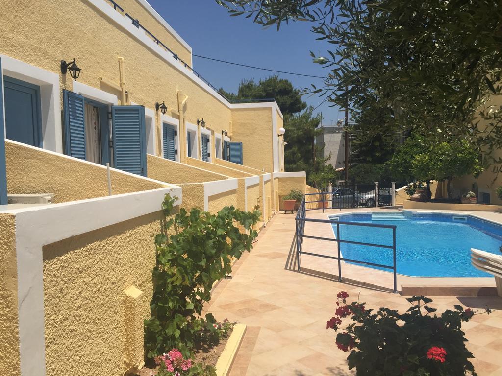 Esperides Maisonettes Agia Marina  Exterior photo