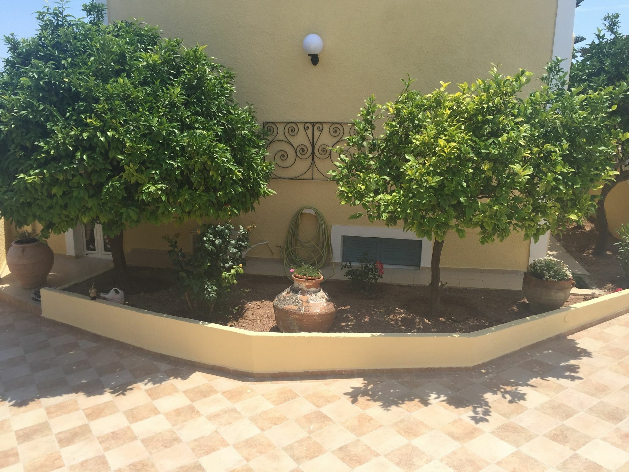 Esperides Maisonettes Agia Marina  Exterior photo